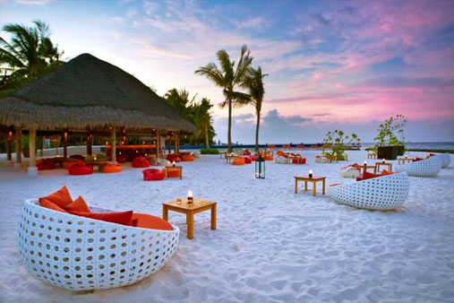 53fc4ec2b61a9eb86e9b988a_destin_maldives.jpg