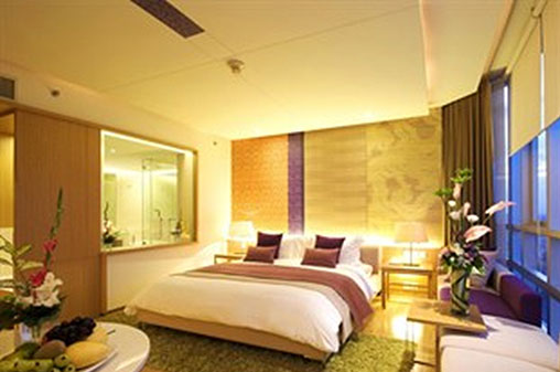 53fd9d2aea23e2c2725e1399_destin_thailand.jpg