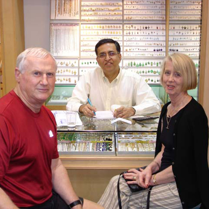53eb0f83f90240c2448f6b56_customers26.jpg
