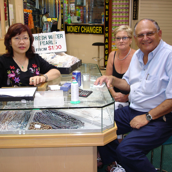 53eb10b9cf6ba7c144ec4fe5_customers39.jpg