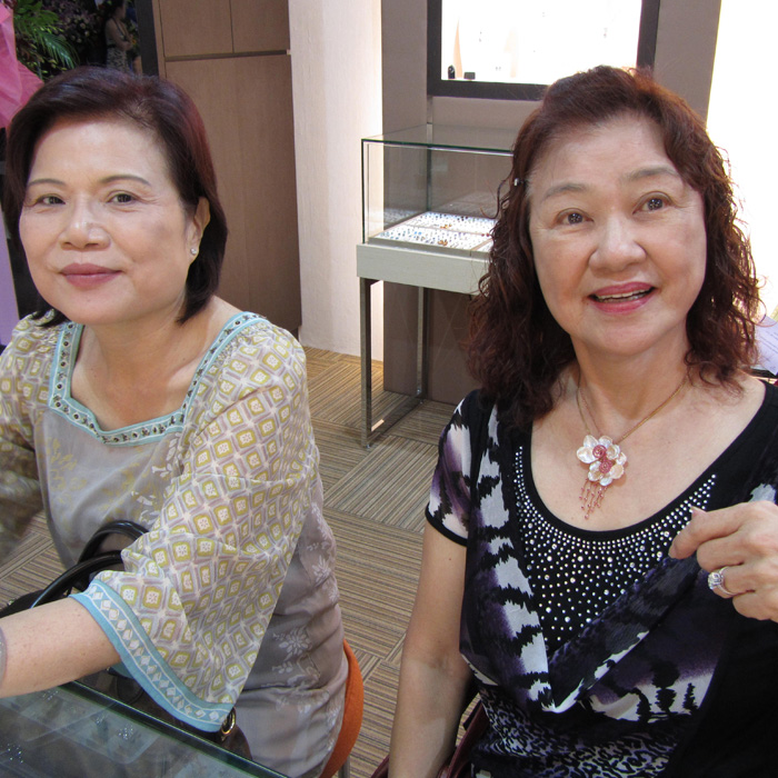 53eb0dc7a6f42a2f6a366931_customers8.jpg