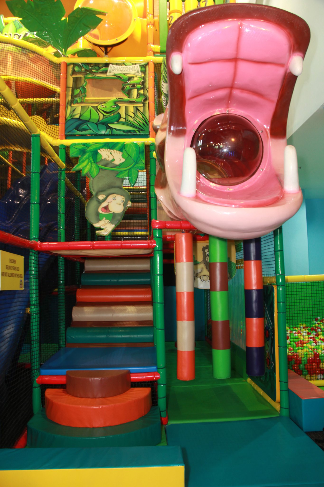 Amazonia Singapore Great World City