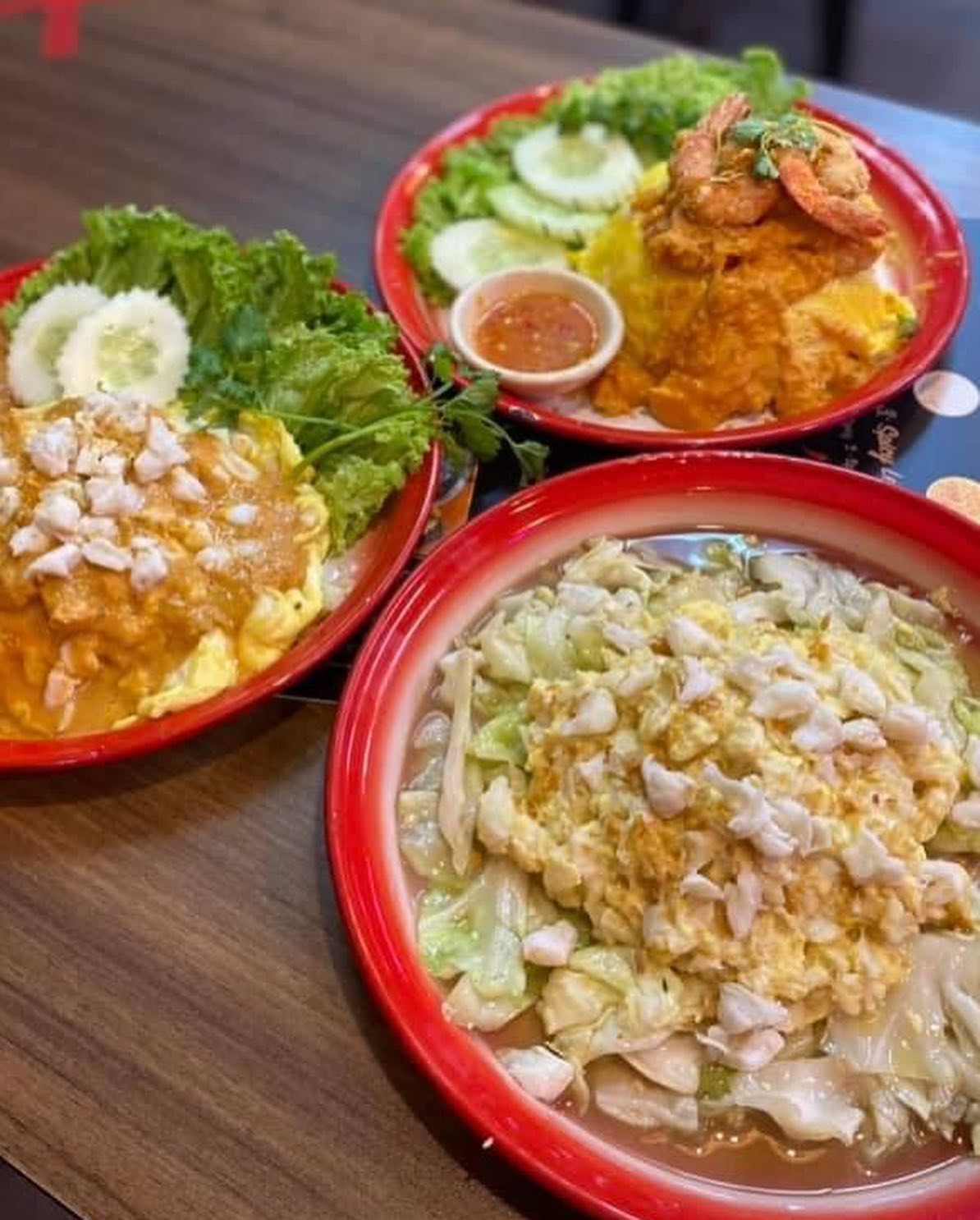 Tha Chang Noodle Bar Golden Mile Complex