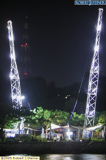 G-Max Reverse Bungy Jumping, Night View
